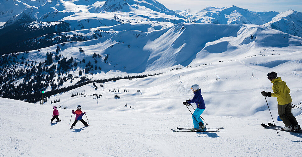 庄闲游戏x高端滑雪场